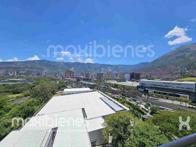 Apartamento de 3 alcobas en venta en Niquia, Bello, 86 m² · foto 9 de 13