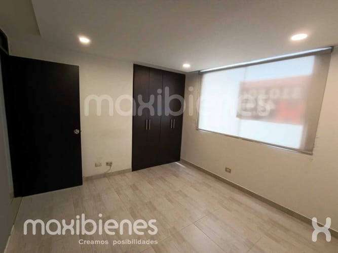 Apartamento de 4 alcobas en arriendo en Los Colores, Medellín, 115 m² · foto 17 de 24