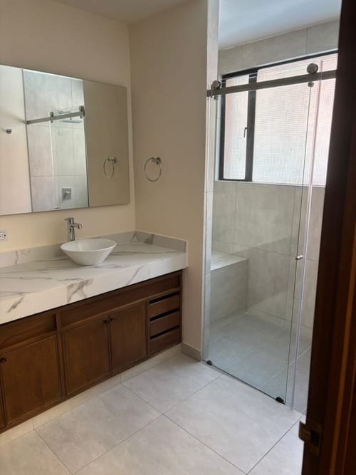 Apartamento de 3 alcobas en venta en Chico, Bogotá, 289 m² · foto 14 de 22