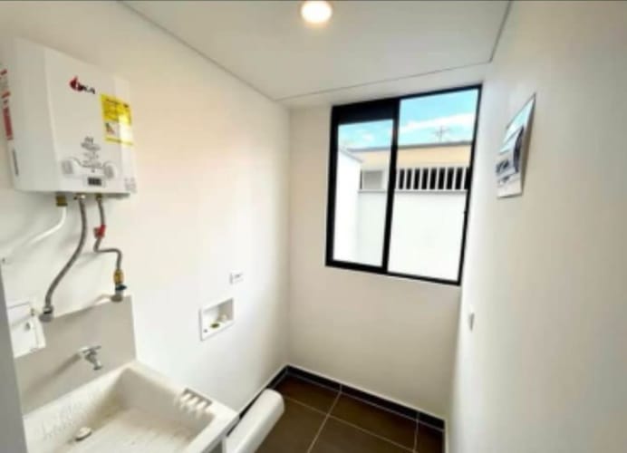 Apartaestudio en venta en Alamos, Pereira, 42 m² · foto 8 de 12