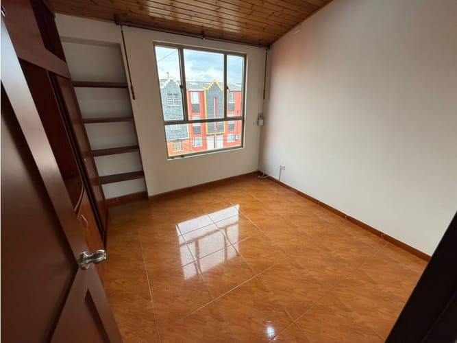 Casa de 4 alcobas en venta en Engativá, Bogotá, 85 m² · foto 7 de 15