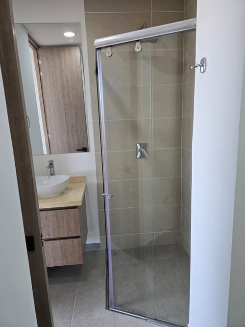 Apartaestudio en arriendo en Santa Barbara Oriental, Bogotá, 29 m² · foto 10 de 20