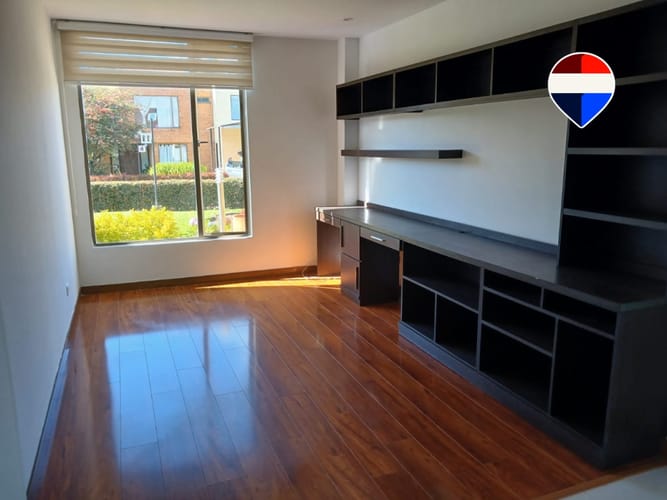 Casa de 3 alcobas en arriendo en Parcelas, Cota, 207 m² · foto 13 de 22