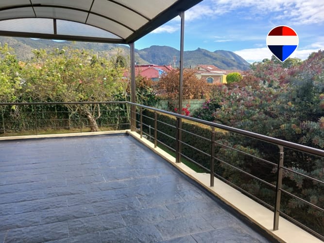 Casa de 3 alcobas en arriendo en Parcelas, Cota, 207 m² · foto 18 de 22