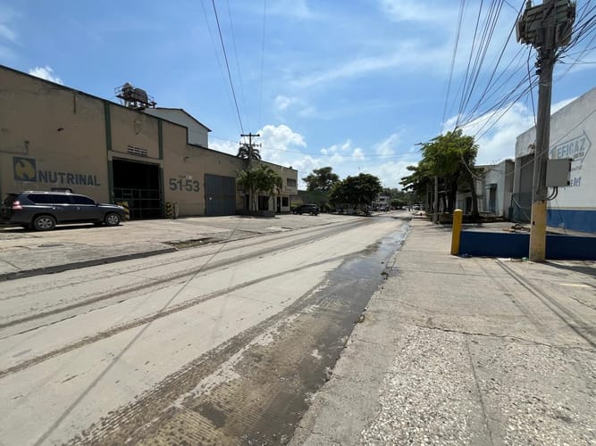 Bodega en venta en Alto Bosque, Cartagena, 400 m² · foto 3 de 24