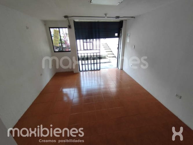 Local en arriendo en Cordoba, Medellín, 20 m² · foto 2 de 8