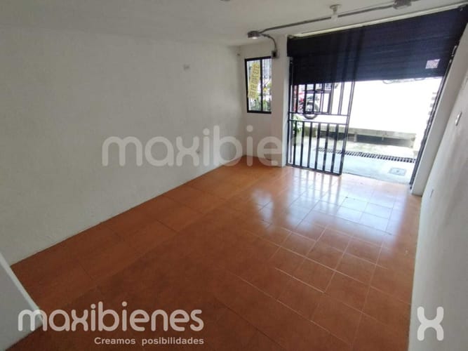 Local en arriendo en Cordoba, Medellín, 20 m² · foto 3 de 8