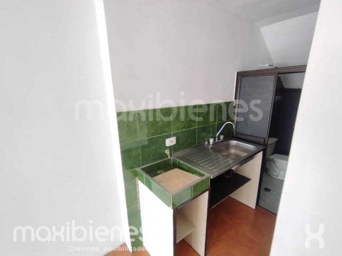 Local en arriendo en Cordoba, Medellín, 20 m² · foto 6 de 8