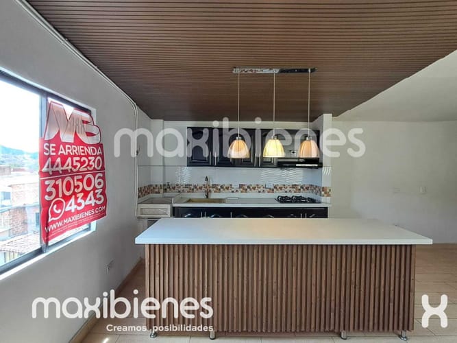 Apartamento de 3 alcobas en arriendo en San Isidro, Itagüí, 130 m² · foto 5 de 12