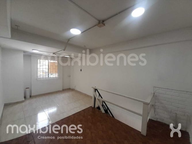 Local en arriendo en San Diego, Medellín, 22 m² · foto 3 de 5