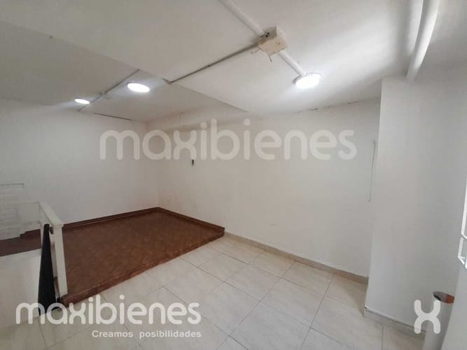 Local en arriendo en San Diego, Medellín, 22 m² · foto 4 de 5