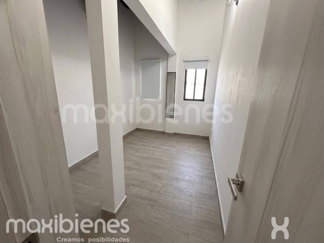 Casa de 3 alcobas en arriendo en Santa Elena, Medellín, 100 m² · foto 7 de 15