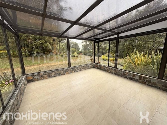 Casa de 3 alcobas en arriendo en Santa Elena, Medellín, 100 m² · foto 14 de 15