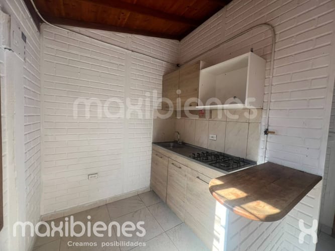 Apartaestudio en arriendo en Satexco, Itagüí, 40 m² · foto 2 de 8