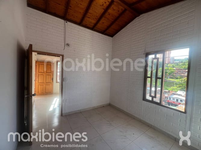 Apartaestudio en arriendo en Satexco, Itagüí, 40 m² · foto 4 de 8