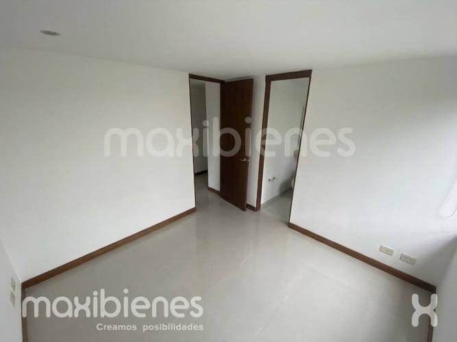 Apartamento de 3 alcobas en arriendo en Vía Las Palmas, Medellín, 65 m² · foto 8 de 11