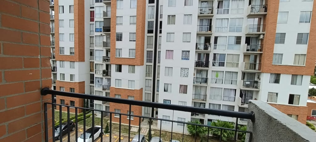 Apartamento de 2 alcobas en arriendo en Ciudad Melendez, Cali, 70 m² · foto 6 de 24