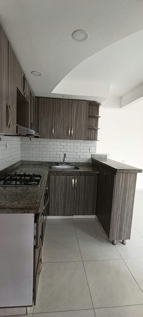 Apartamento de 2 alcobas en arriendo en Ciudad Melendez, Cali, 70 m² · foto 9 de 24