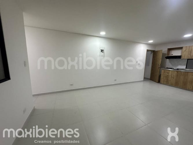 Apartamento de 2 alcobas en arriendo en Loma Del Indio, Medellín, 50 m² · foto 3 de 12