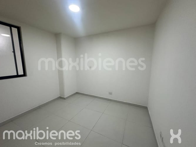 Apartamento de 2 alcobas en arriendo en Loma Del Indio, Medellín, 50 m² · foto 5 de 12