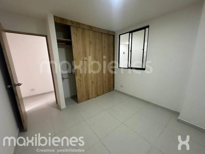 Apartamento de 2 alcobas en arriendo en Loma Del Indio, Medellín, 50 m² · foto 9 de 12