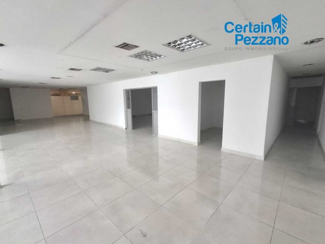 Local en arriendo en Betania, Barranquilla, 883 m² · foto 3 de 24