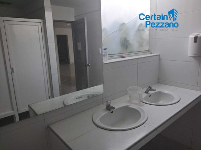 Local en arriendo en Betania, Barranquilla, 883 m² · foto 23 de 24