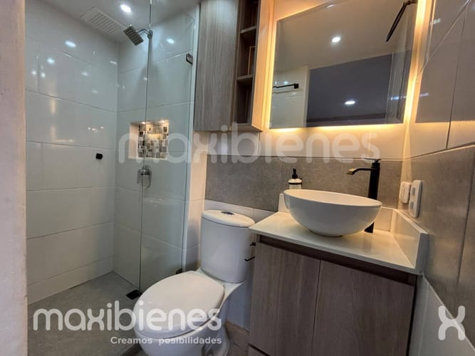 Apartamento de 2 alcobas en arriendo en Cabecera San Antonio De Prado, Medellín, 68 m² · foto 7 de 9