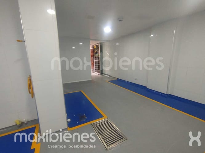 Local en arriendo en Laureles, Medellín, 52 m² · foto 2 de 9