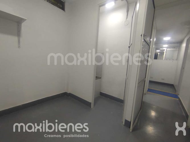 Local en arriendo en Laureles, Medellín, 52 m² · foto 3 de 9