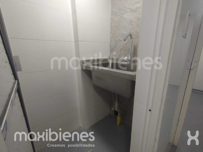 Local en arriendo en Laureles, Medellín, 52 m² · foto 6 de 9