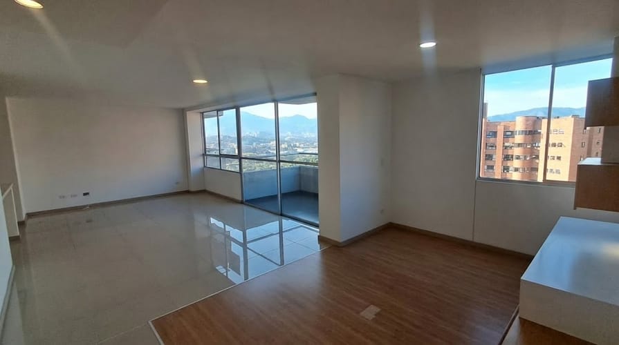 Apartamento de 2 alcobas en arriendo en Santa Maria De Los Angeles, Medellín, 104 m² · foto 2 de 18