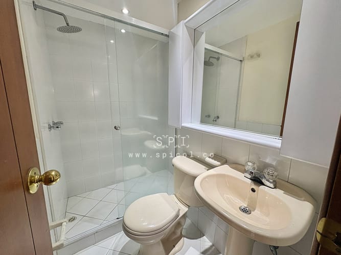 Apartamento de 1 alcoba en arriendo en Los Balsos, Medellín, 58 m² · foto 9 de 14