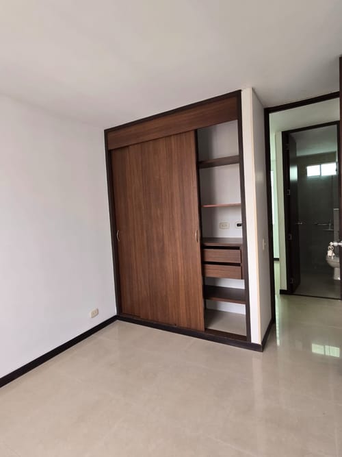 Apartamento de 3 alcobas en venta en El Limonar, Cali, 87 m² · foto 12 de 20