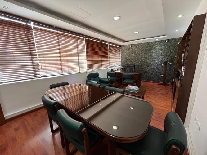 Casa de 12 alcobas en venta en La Soledad, Bogotá, 400 m² · foto 11 de 18