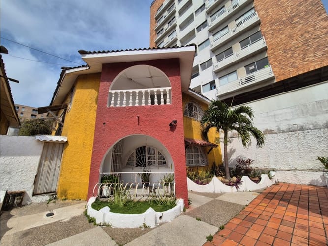 Casa de 4 alcobas en venta en Nuevo Horizonte, Barranquilla, 185 m² · foto 2 de 20