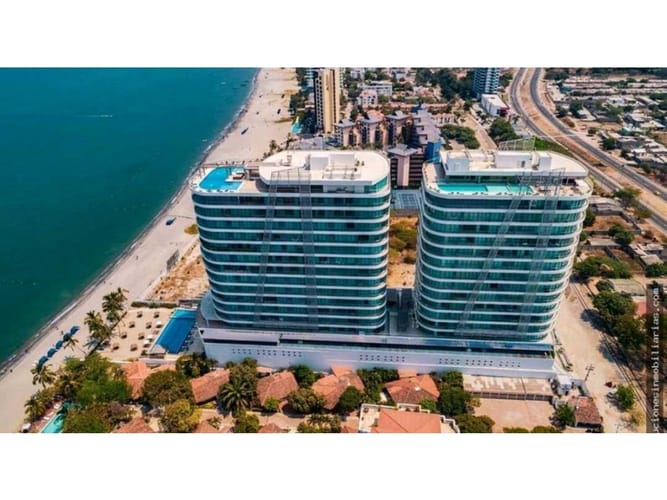 Apartamento de 2 alcobas en venta en Bello Horizonte, Santa Marta, 100 m² · foto 2 de 22