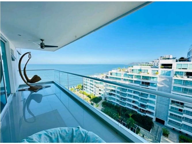 Apartamento de 3 alcobas en venta en Vista Hermosa, Santa Marta, 442 m² · foto 2 de 24