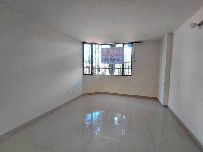 Apartamento de 3 alcobas en venta en Alhambra, Bogotá, 111 m² · foto 11 de 24