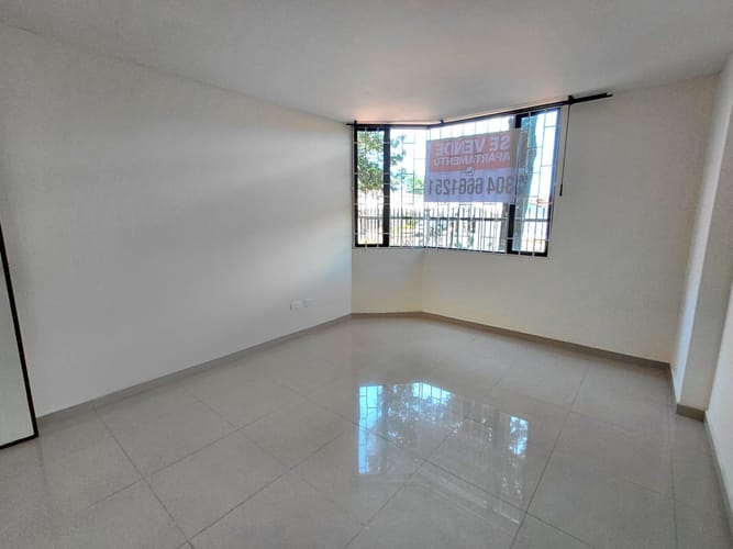 Apartamento de 3 alcobas en venta en Alhambra, Bogotá, 111 m² · foto 12 de 24
