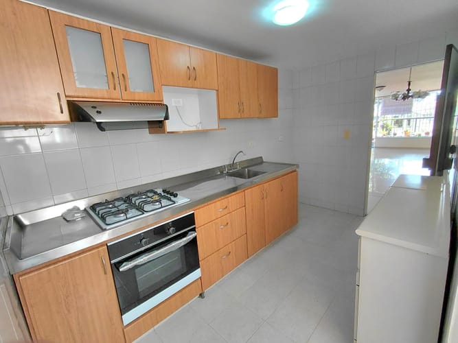 Apartamento de 3 alcobas en venta en Alhambra, Bogotá, 111 m² · foto 18 de 24