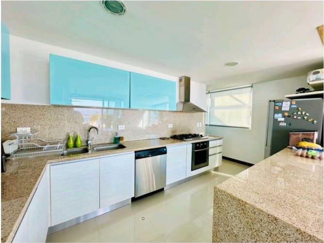 Apartamento de 3 alcobas en venta en Vista Hermosa, Santa Marta, 442 m² · foto 19 de 24