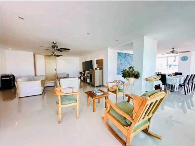Apartamento de 3 alcobas en venta en Vista Hermosa, Santa Marta, 442 m² · foto 22 de 24