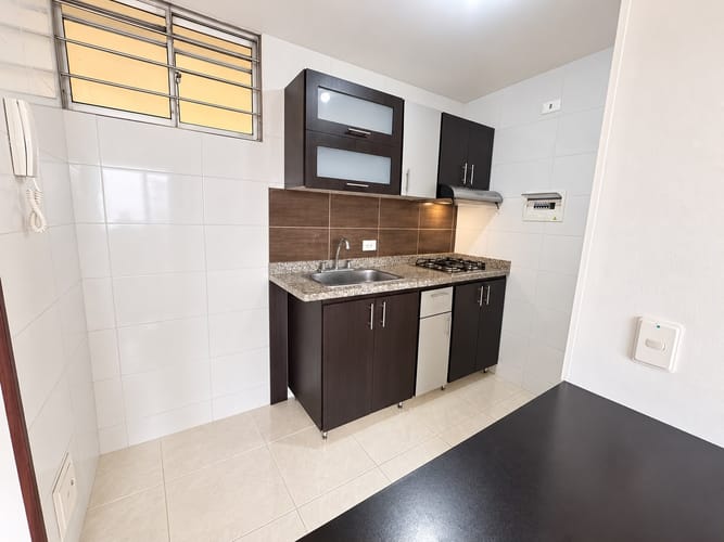 Apartaestudio en venta en Alameda, Bogotá, 40 m² · foto 2 de 8