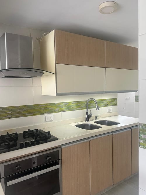 Apartamento de 4 alcobas en venta en Conjunto Residencial Altos Del Tejar, Bucaramanga, 97 m² · foto 3 de 13