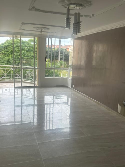 Apartamento de 4 alcobas en venta en Conjunto Residencial Altos Del Tejar, Bucaramanga, 97 m² · foto 4 de 13