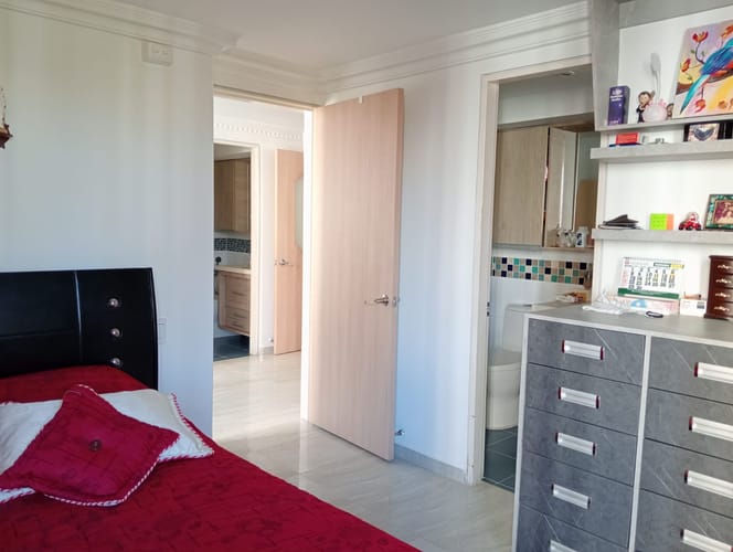 Apartamento de 4 alcobas en venta en Conjunto Residencial Altos Del Tejar, Bucaramanga, 97 m² · foto 8 de 13