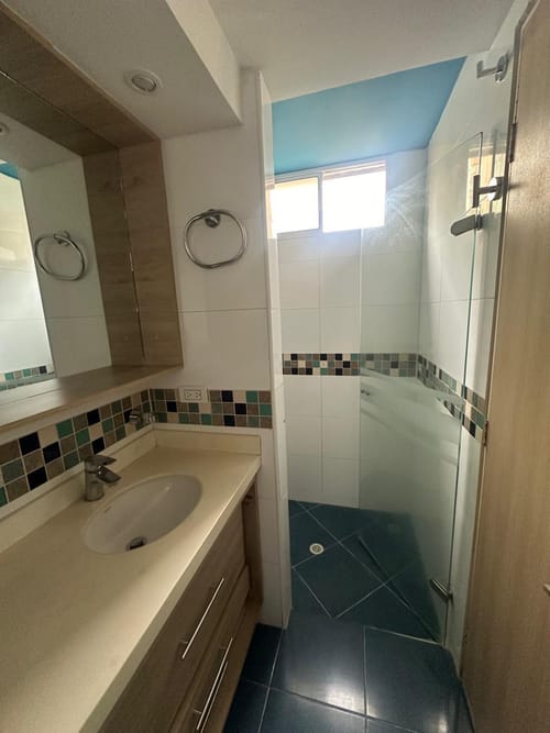 Apartamento de 4 alcobas en venta en Conjunto Residencial Altos Del Tejar, Bucaramanga, 97 m² · foto 12 de 13