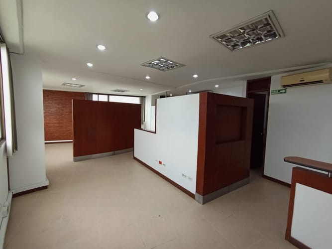 Oficina en arriendo en Chipichape, Cali, 40 m² · foto 5 de 16