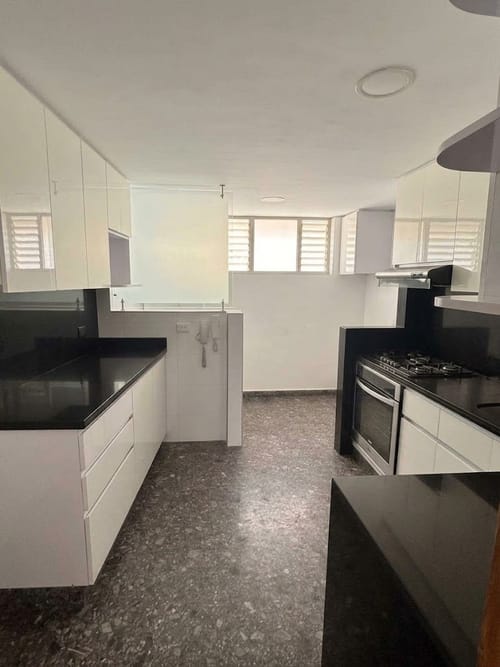 Apartamento de 3 alcobas en venta en Santa Barbara, Bogotá, 178 m² · foto 8 de 17